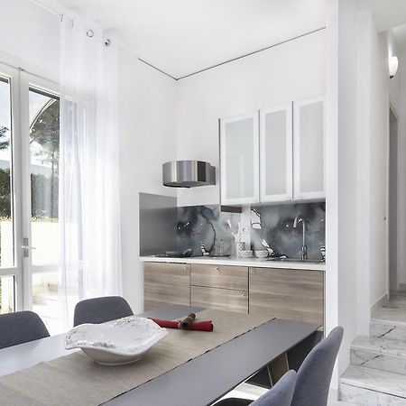 B&B Villa Genny A Pochi Passi Dal Mare San Cataldo  Exteriör bild