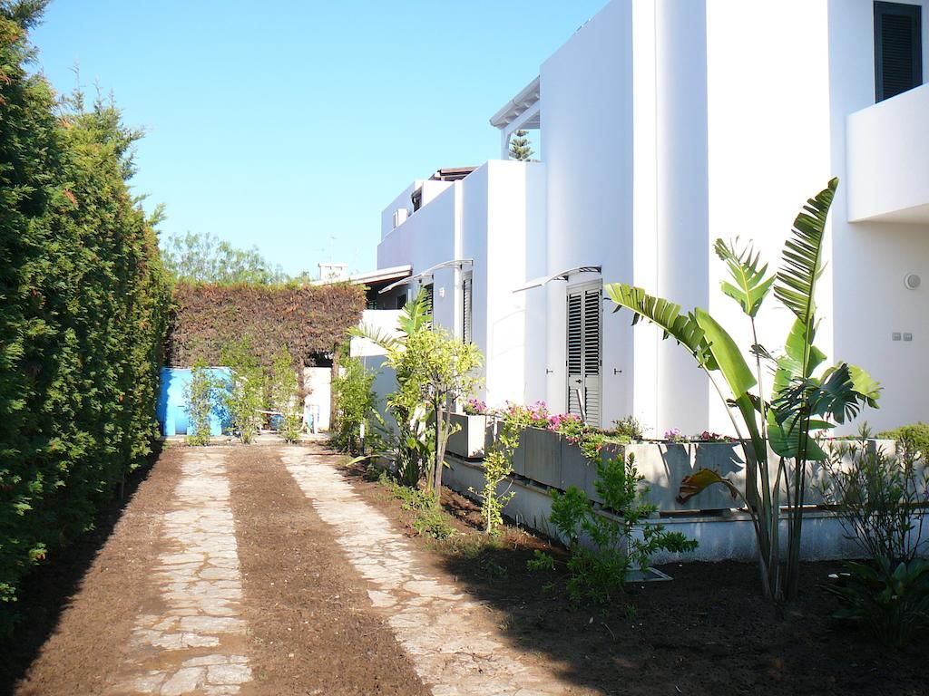 B&B Villa Genny A Pochi Passi Dal Mare San Cataldo  Exteriör bild
